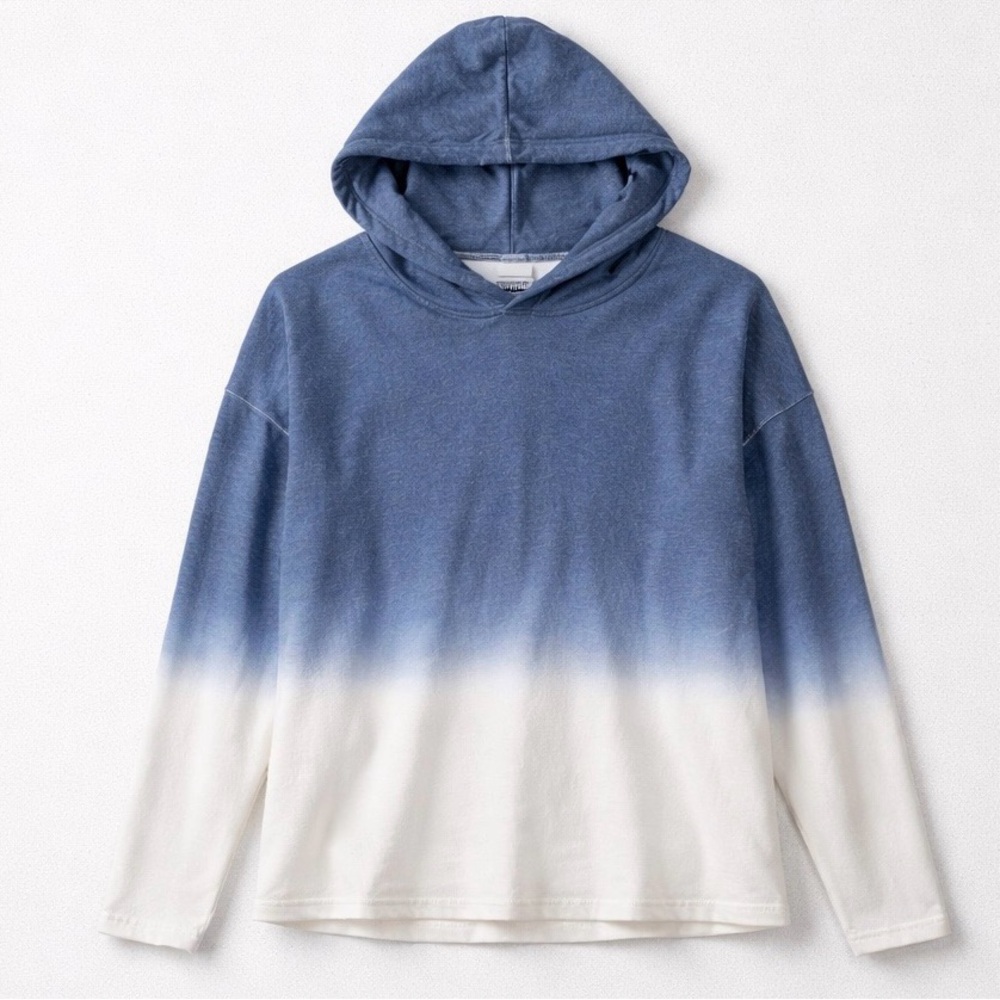 3 for $20 Ocean Drive Women's V-Neck Ombre Hoodie - Blue & White